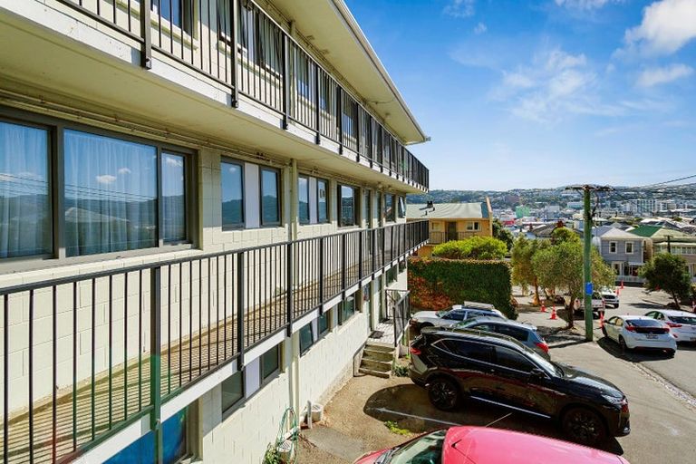 Photo of property in 4u7 Derby Street, Mount Victoria, Wellington, 6011