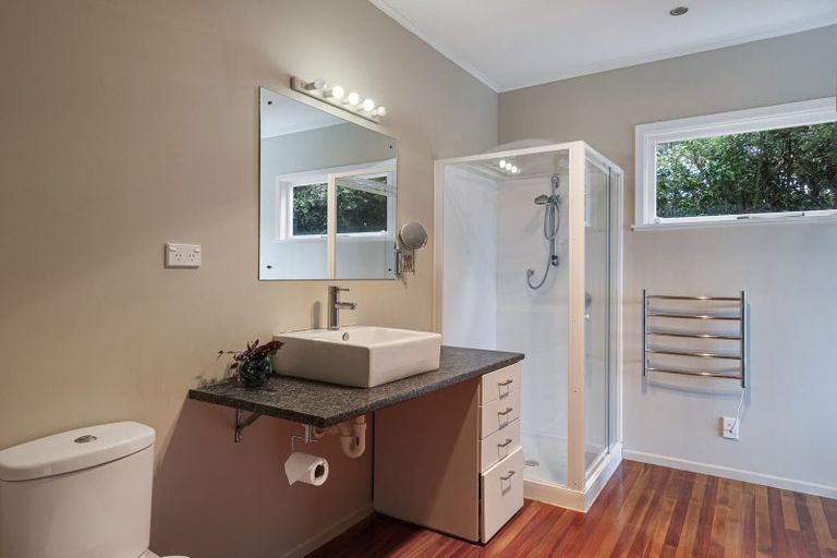 Photo of property in 24a Huia Street, Waikanae, 5036