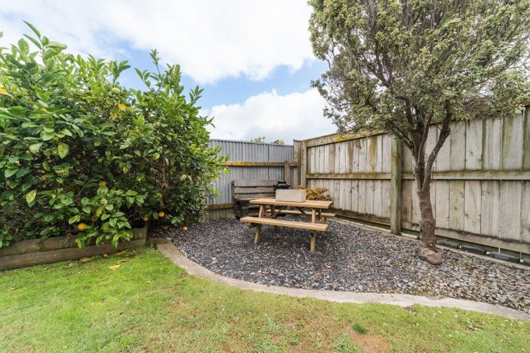 Photo of property in 16 Marsden Place, Awapuni, Palmerston North, 4412