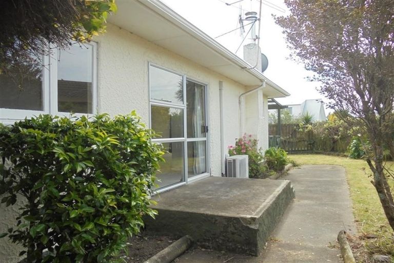 Photo of property in 76 Marlowe Street, Stoke, Nelson, 7011