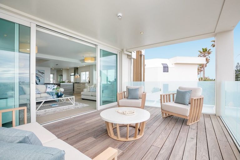 Photo of property in 154 Marine Parade, Mount Maunganui, 3116