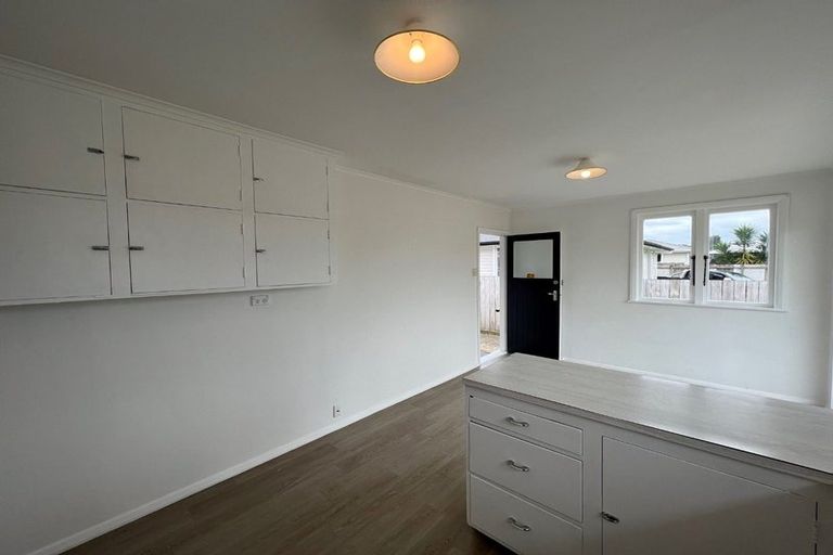 Photo of property in 25 Hill Crescent, Papakura, 2110