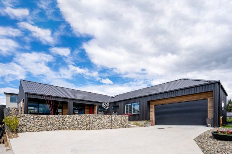Photo of property in 42b Farrant Drive, Wanaka, 9305