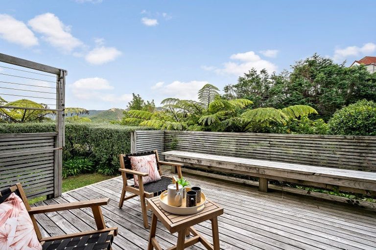 Photo of property in 25 Satara Crescent, Khandallah, Wellington, 6035