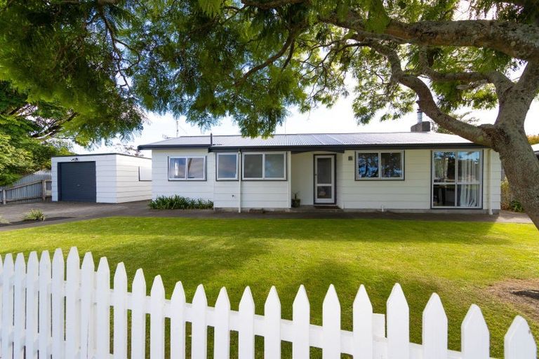 Photo of property in 22 Elliott Street, Taradale, Napier, 4112