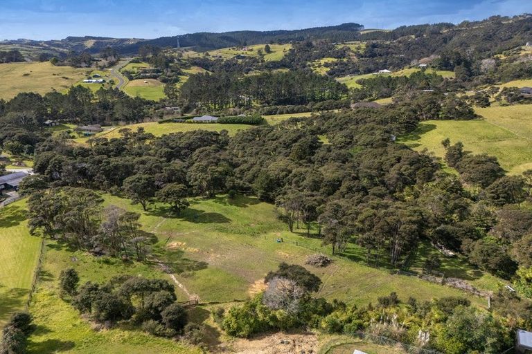 Photo of property in 231a Wishart Road, Helensville, 0875