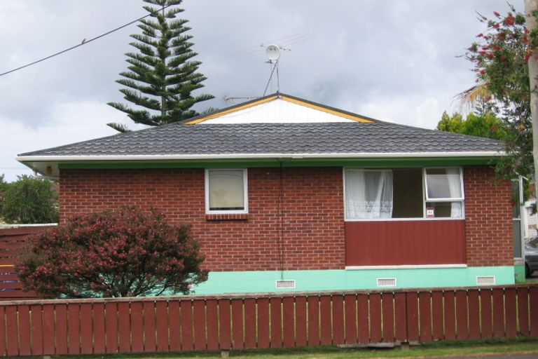 Photo of property in 4/40 Miro Street, New Lynn, Auckland, 0600