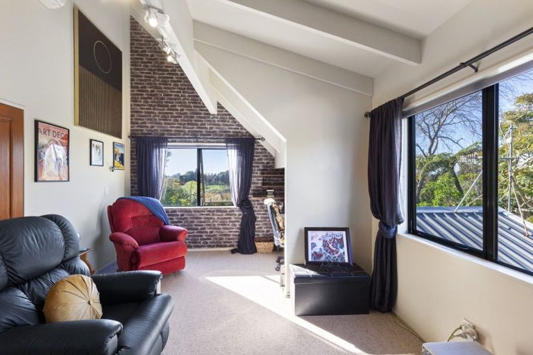 Photo of property in 86 Soldiers Road, Kuku, Levin, 5570