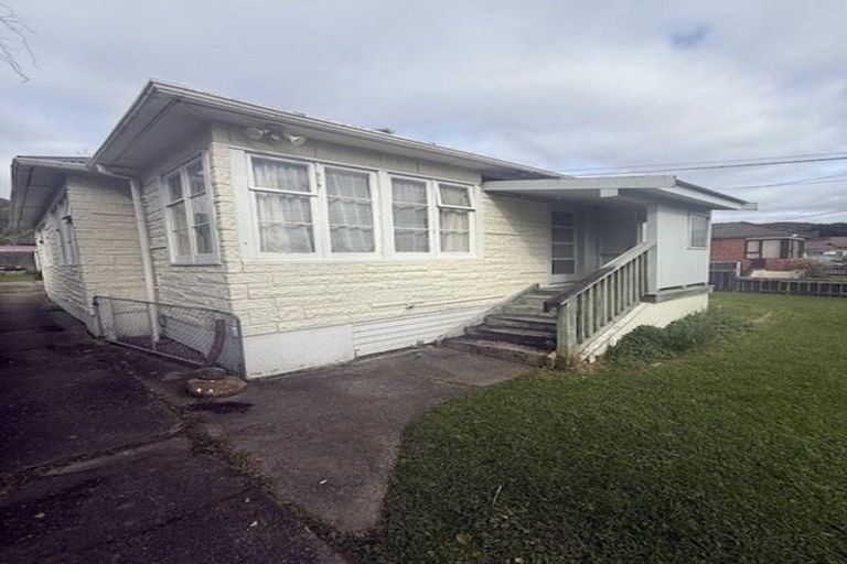 Photo of property in 19 Collett Street, Naenae, Lower Hutt, 5011