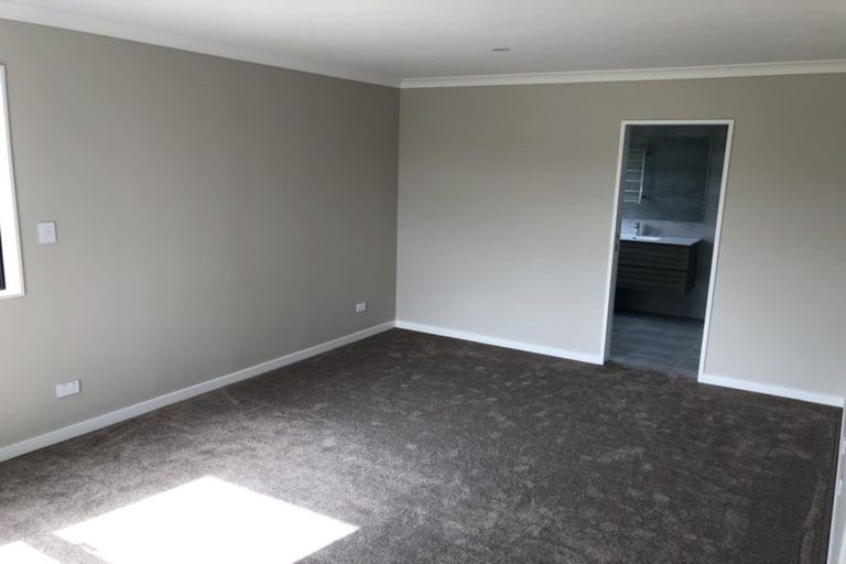 Photo of property in 63 Harvest Avenue, Orewa, 0931