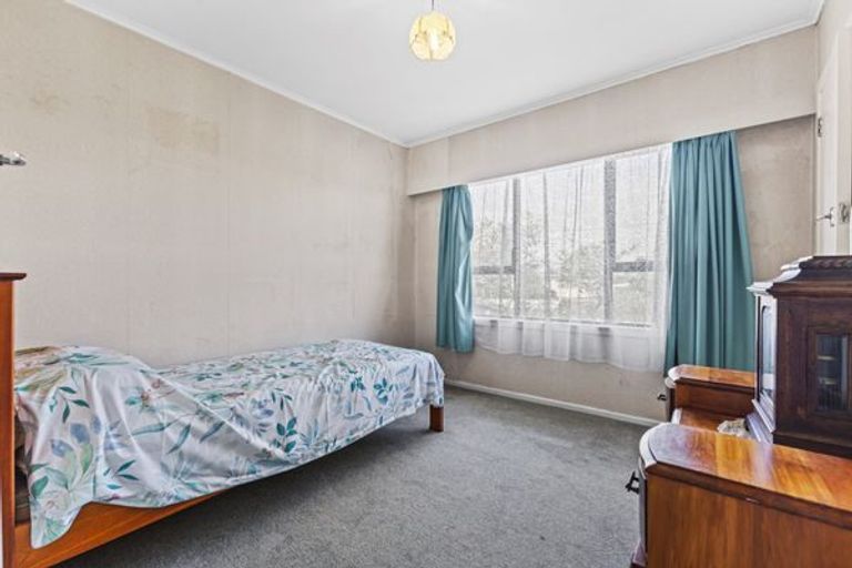 Photo of property in 86 Puriri Road, Manurewa, Auckland, 2102