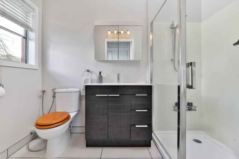 Photo of property in 2/43 Central Avenue, Papatoetoe, Auckland, 2025