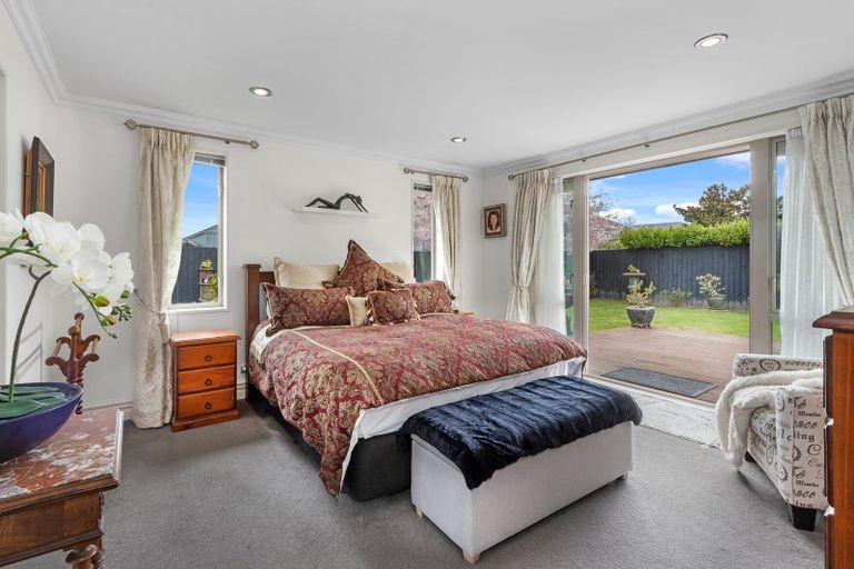 Photo of property in 24 Date Crescent, Aidanfield, Christchurch, 8025