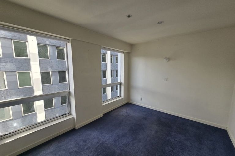 Photo of property in Terrace Heights Apartments, 9b/163 The Terrace, Wellington Central, Wellington, 6011