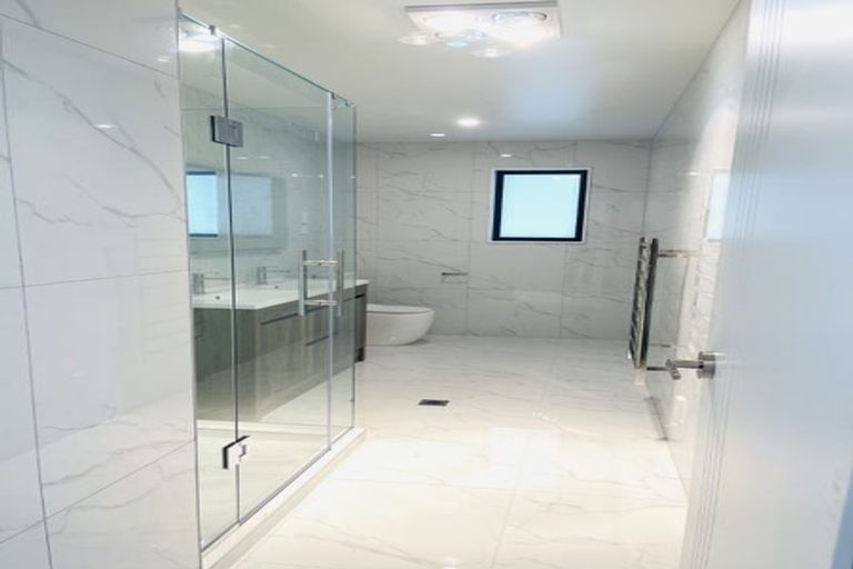 Photo of property in 18 Karihi Road, Karaka, 2113