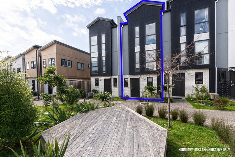 Photo of property in 53 Morihana Close, Glen Eden, Auckland, 0602