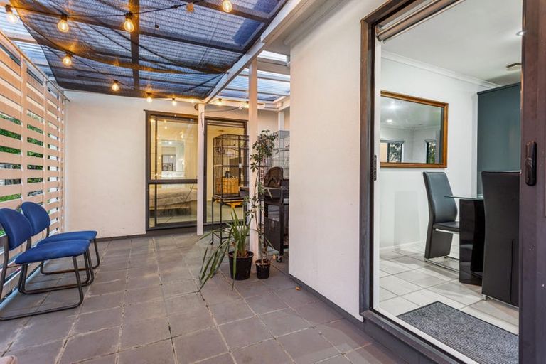 Photo of property in 28 Carnelian Court, Westgate, Auckland, 0614