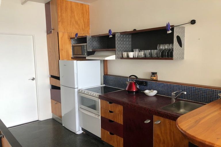 Photo of property in Qba Apartments, 4s/51 Webb Street, Mount Cook, Wellington, 6011