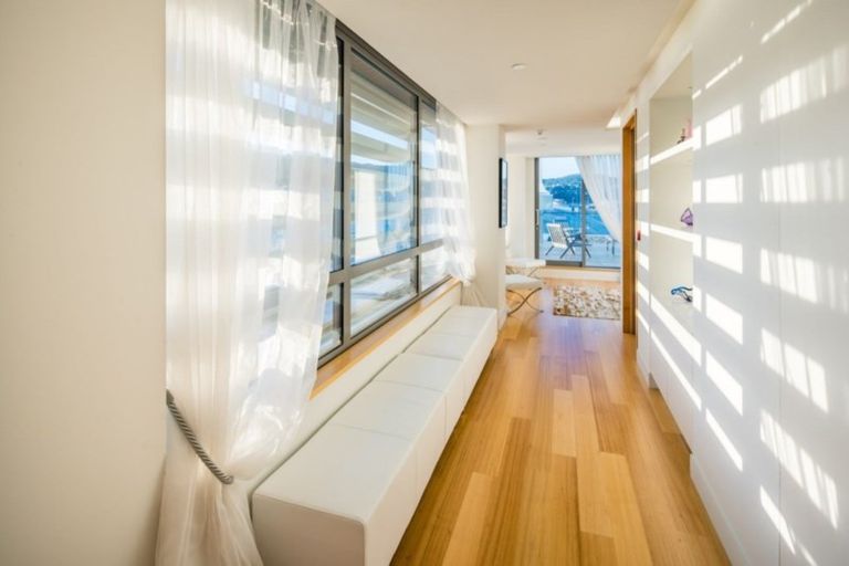 Photo of property in Clyde Quay Wharf, 8u5a Clyde Quay Wharf, Te Aro, Wellington, 6011