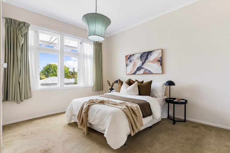 Photo of property in 3 Saint Leonards Road, Devonport, Auckland, 0624