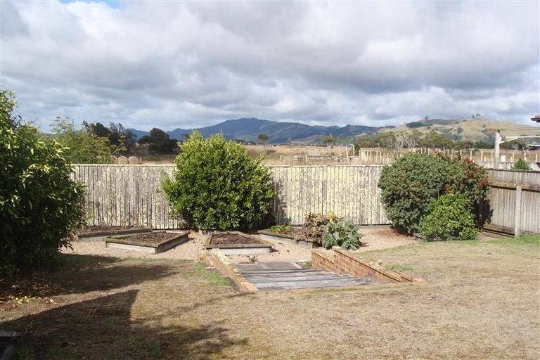 Photo of property in 76 Simpson Road, Papamoa Beach, Papamoa, 3118