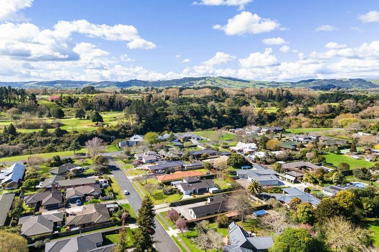 Photo of property in 14 Bronte Place, Leamington, Cambridge, 3432