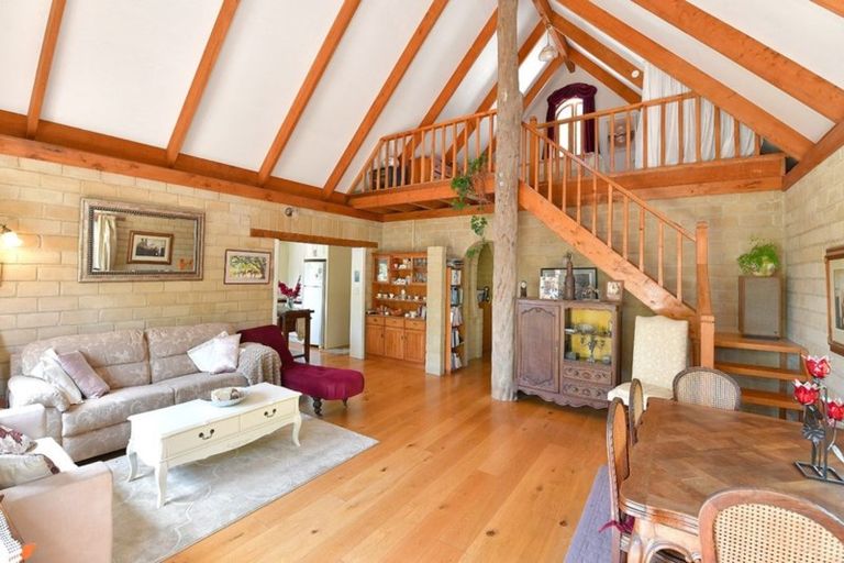 Photo of property in 280 Inland Road, Helensville, 0875