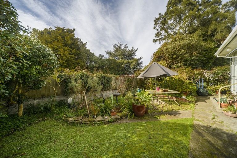 Photo of property in 77 Birmingham Street, Takaro, Palmerston North, 4412