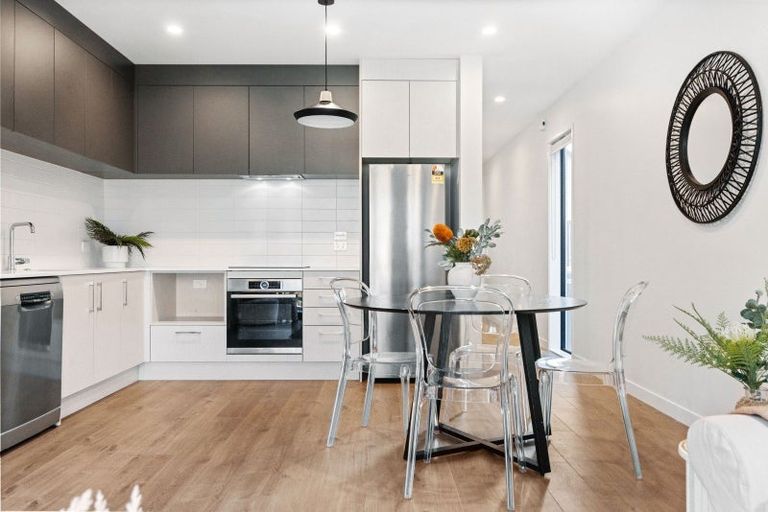 Photo of property in 7 Mcgibbon Lane, Jacks Point, 9371