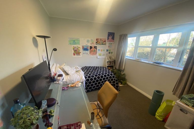 Photo of property in 2 Kawaka Street, Riccarton, Christchurch, 8041