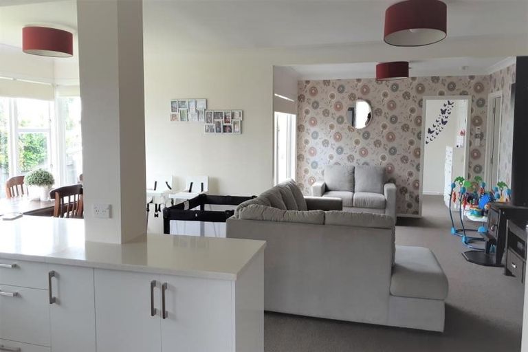 Photo of property in 6a Kayes Road, Pukekohe, 2120