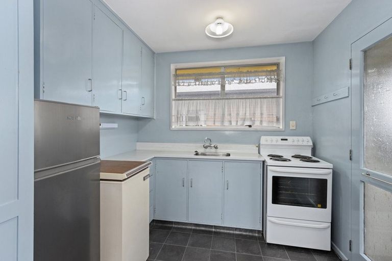 Photo of property in 18 Leonie Place, Aranui, Christchurch, 8061