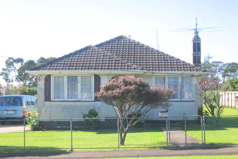 Photo of property in 21 Garelja Road, Henderson, Auckland, 0612
