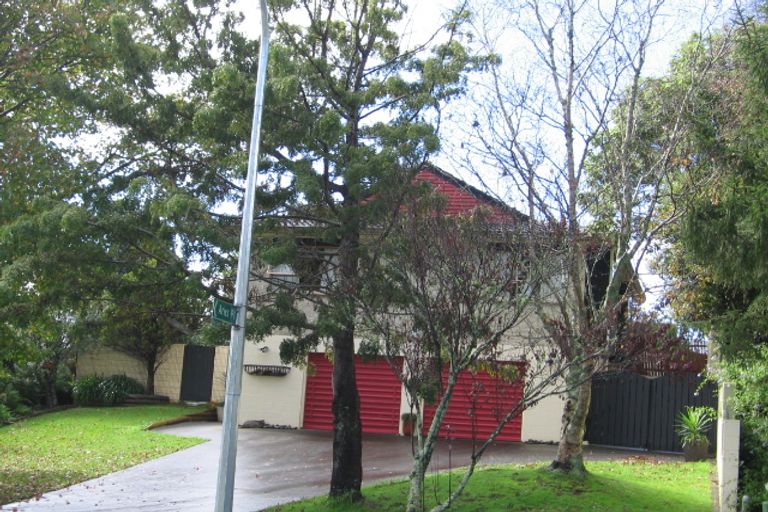 Photo of property in 56 John Gill Road, Shelly Park, Auckland, 2014