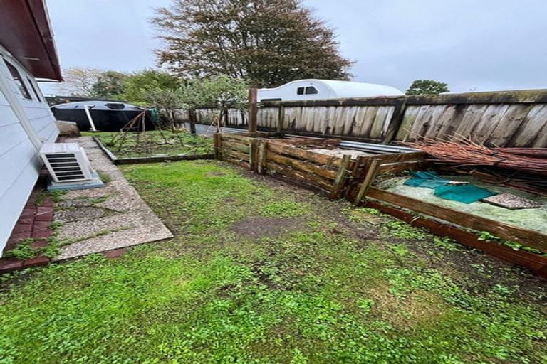 Photo of property in 1274 Egmont Road, Egmont Village, New Plymouth, 4372