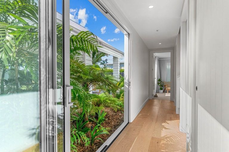 Photo of property in 22 Dune View Drive, Mangawhai, 0505