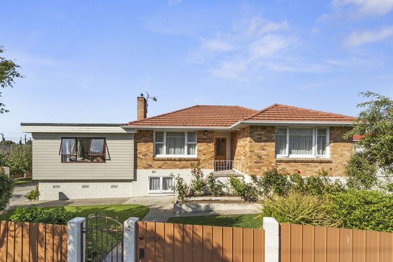 Photo of property in 5 Johnsview Terrace, Hillcrest, Hamilton, 3216
