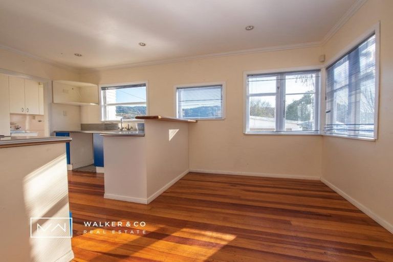 Photo of property in 152 Main Road, Wainuiomata, Lower Hutt, 5014