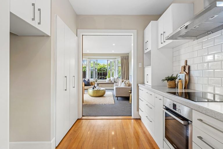 Photo of property in 13 Massey Crescent, St Albans, Christchurch, 8014