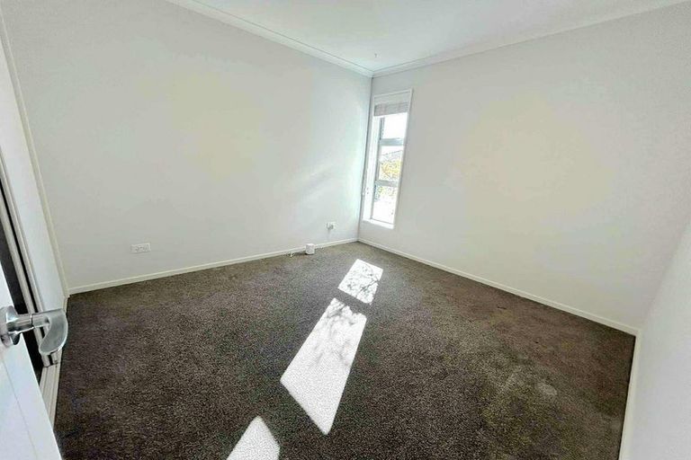 Photo of property in 8 Ellesmere Street, Marshland, Christchurch, 8083