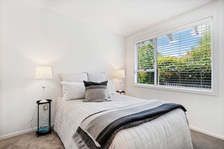 Photo of property in 2/42 Gordon Avenue, St Albans, Christchurch, 8014