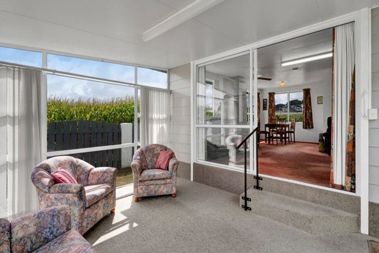 Photo of property in 53 Brennan Place, Opunake, 4616