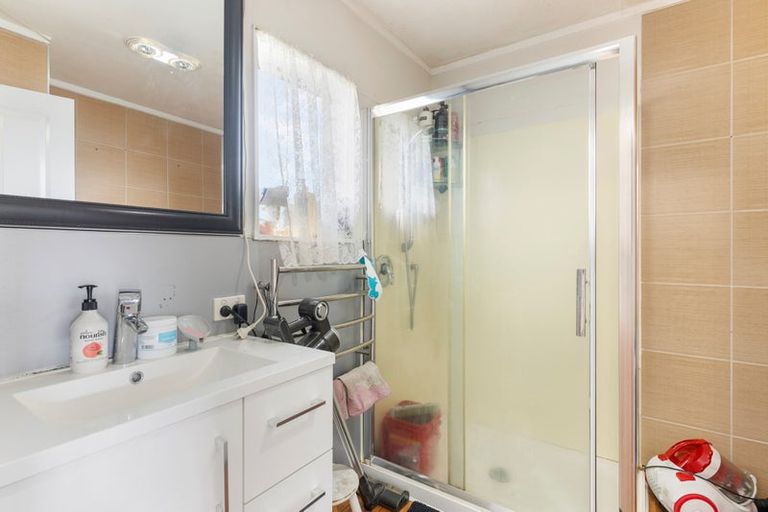 Photo of property in 9b Gatland Road, Rosehill, Papakura, 2113