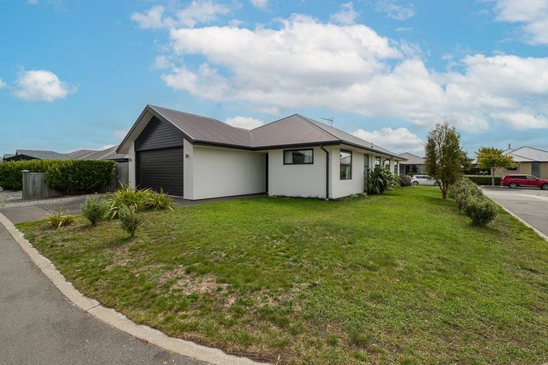 Photo of property in 32 Kawari Drive, Pegasus, 7612