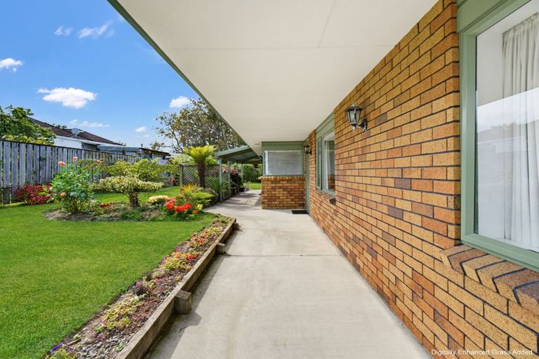 Photo of property in 5 Wilson Place, Marton, 4710