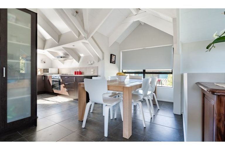 Photo of property in 121 Astley Avenue, New Lynn, Auckland, 0600