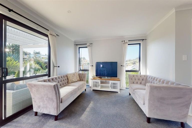 Photo of property in 2 Ella Anne Crescent, Warkworth, 0910