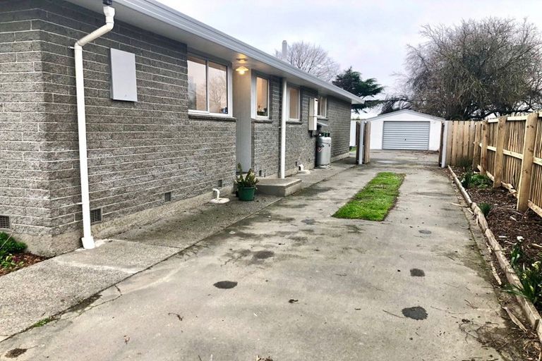 Photo of property in 33 Pensacola Crescent, Broomfield, Christchurch, 8042