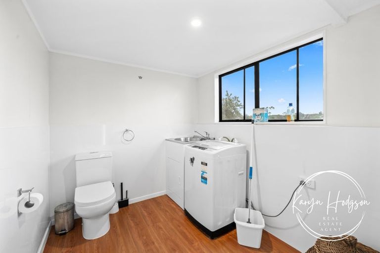Photo of property in 103 Hurndall Street East, Maungaturoto, 0520
