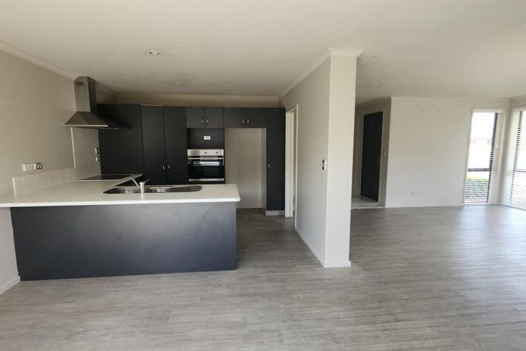 Photo of property in 22 Te Manatu Drive, Huntington, Hamilton, 3210